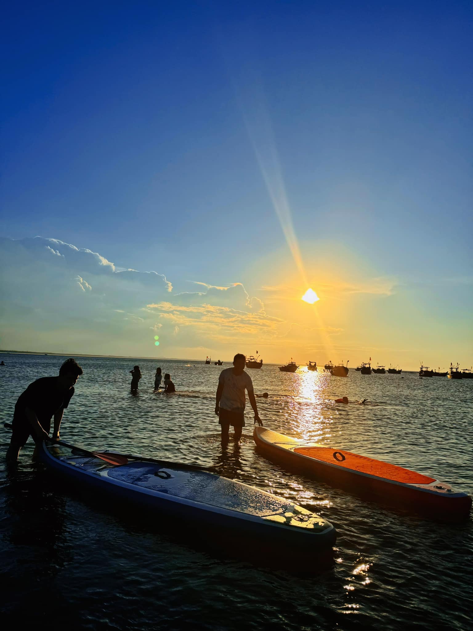 Chèo sup biển tam hải